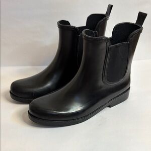FINAL! Crown & Ivy Black Chelsea Rain Boots Waterproof Ankle Height